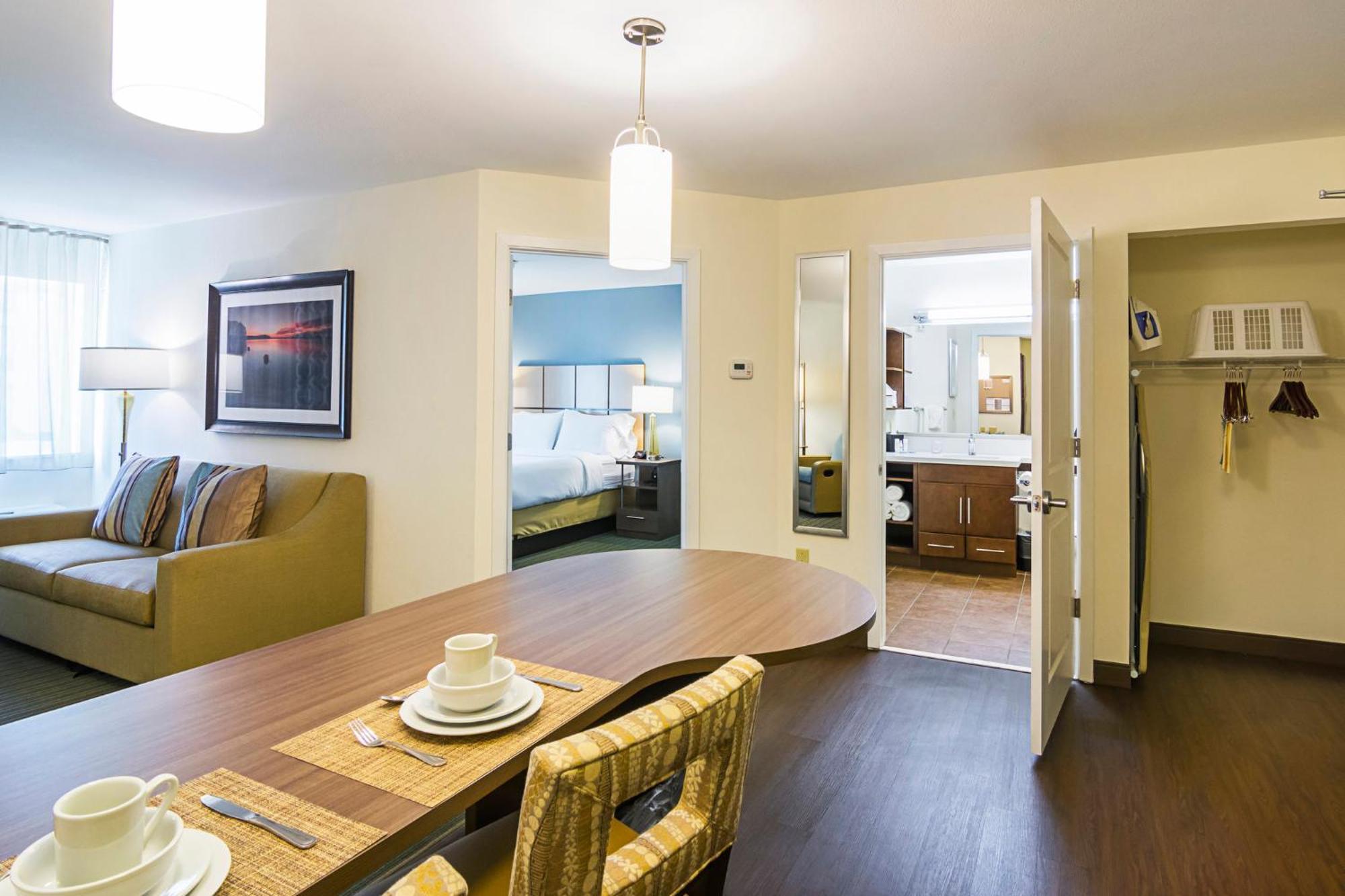 Candlewood Suites - Pensacola - University Area By Ihg Kültér fotó