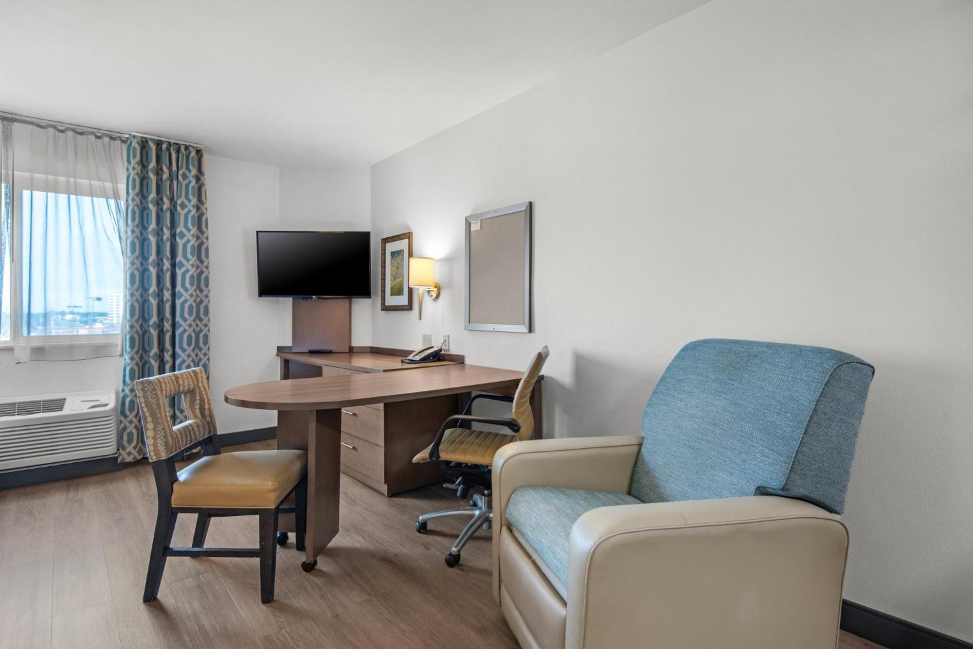 Candlewood Suites - Pensacola - University Area By Ihg Kültér fotó